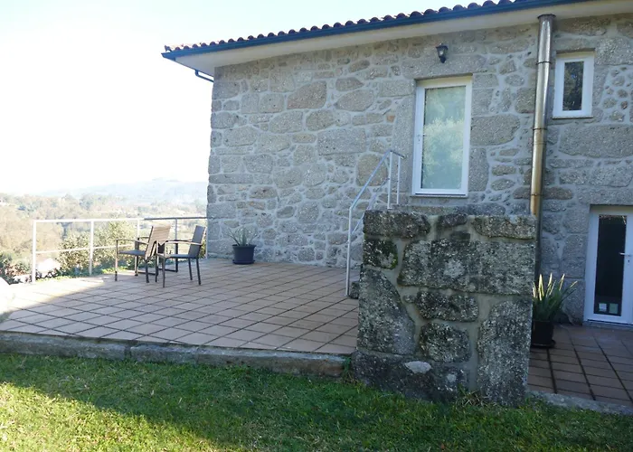 Casa Nos Penedos * Arcos de Valdevez