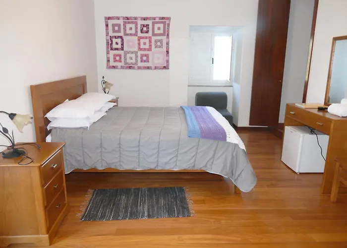 Casa Nos Penedos Kır Evi