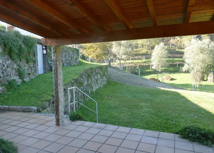 Casa Nos Penedos Kır Evi *