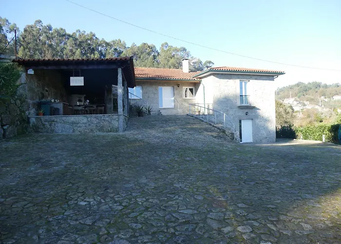 Casa Nos Penedos Kır Evi *