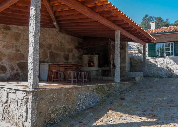 Casa Nos Penedos Kır Evi *